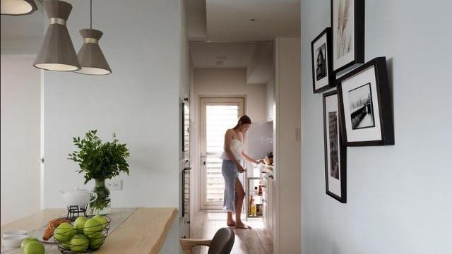 开门见厅很“尴尬”？学她家这么装，好看又实用！还特别大气