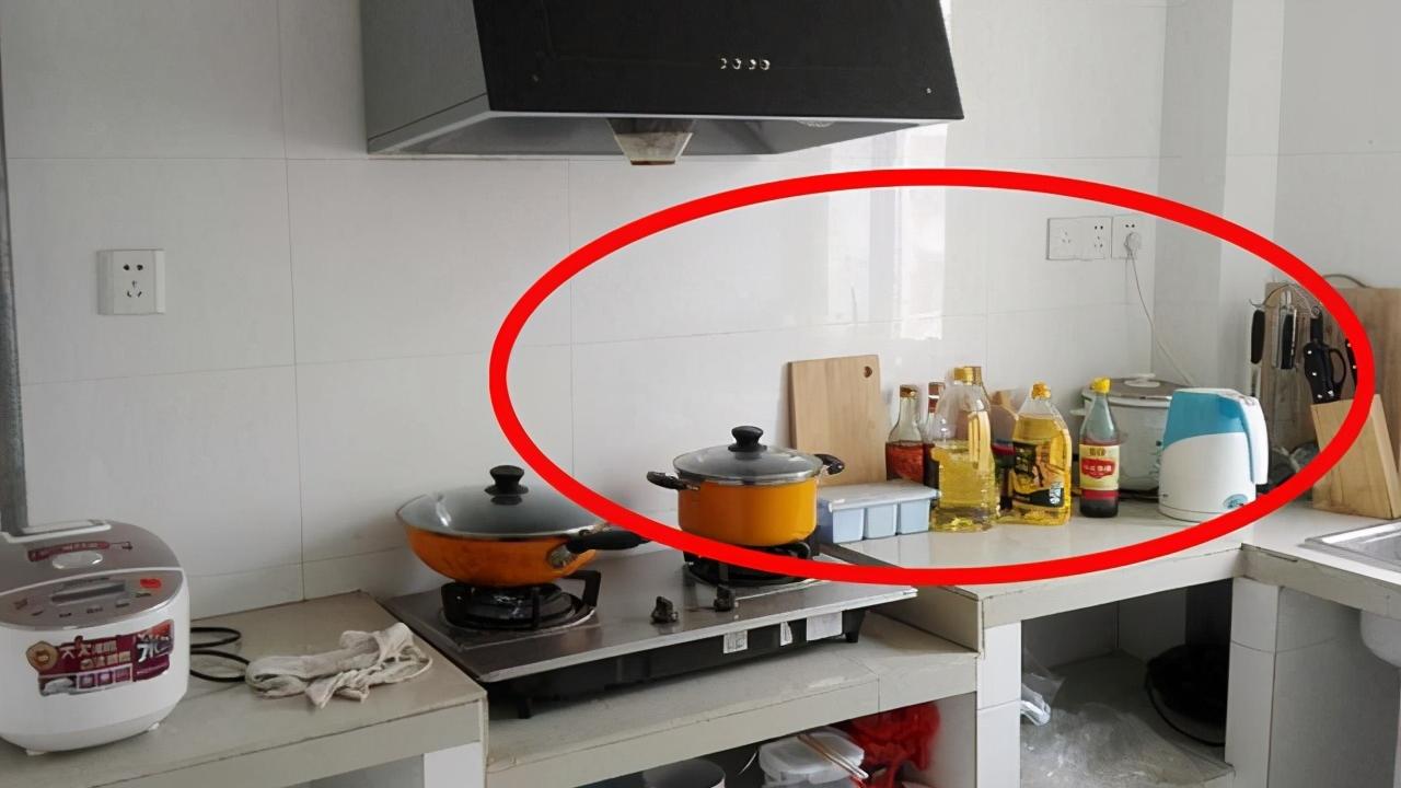 4件常用的家居物品，早该拉入“黑名单”！别心疼，该扔就扔