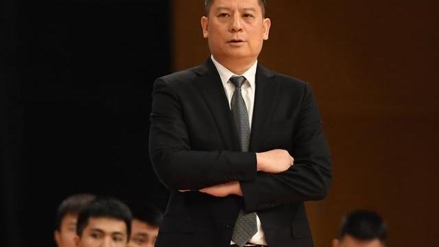 肖翻天和同学们 四川队有望换帅，前天津主教练或接任