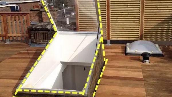 顶楼不招人喜欢？凿个天窗入口，独享大露台，生活美滋滋！