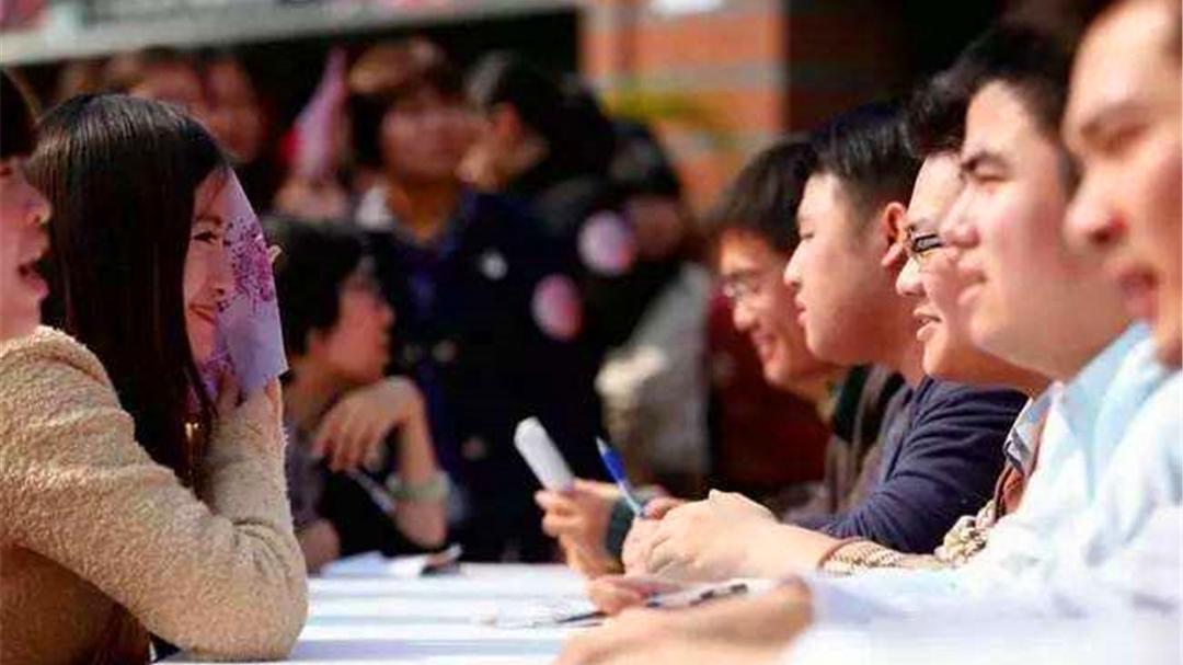花影故事|相亲三十多次全部失败？分析相亲市场不得不防的“雷区”
