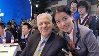 刘慈欣 ?15岁天才小女孩，最年轻的科学家，重新刷新世界对中国的看法