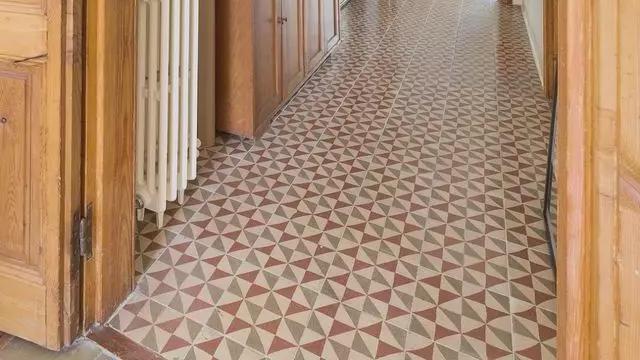 晒她68平小户型，铺7种地砖，做40公分双开门！一进屋舍不得走了