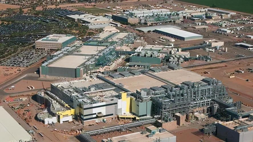 半导体扼杀 | 英国脱欧后，是如何一步步走向深渊的？