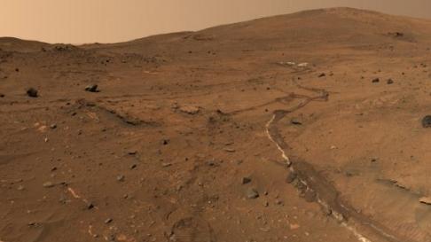 靶向药 火星上的一块蓝色土壤，引起科学家关注，究竟是何物质？