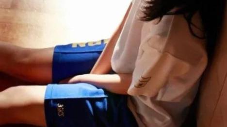 旋律的悲伤|十五岁时被父母嫁给老男人，经历两次不幸的婚姻，我真的好无奈