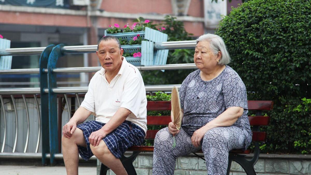 啊奇说 ?60岁阿姨再婚：以为领证合法就有保障了，没想到还是做了免费保姆