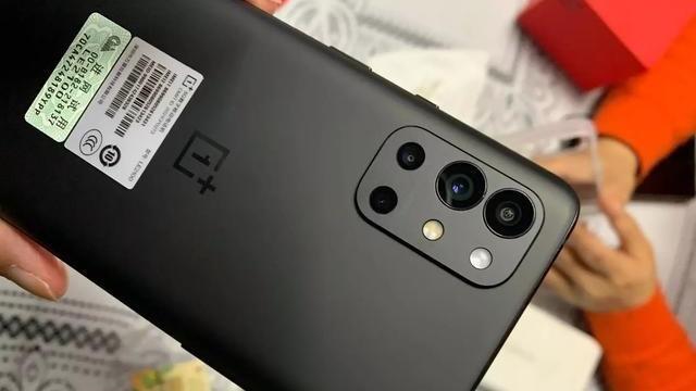 一加 OnePlus 9R评测:值得购买的三大理由