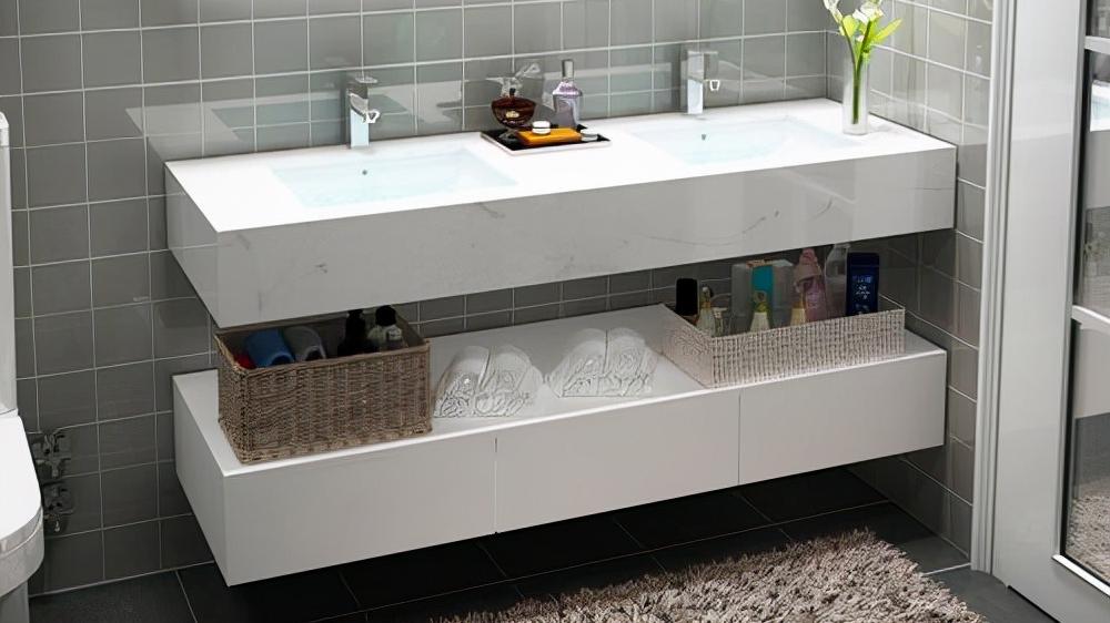 邻居房子住了3年，卫生间却干净像新装修完一样，原来这样做到的