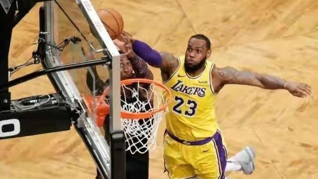 雪落无尘谈|NBA历史上失误、犯规和打铁最多的球员都是谁？全部都是超巨