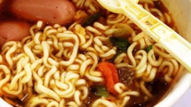 泡面|原创方便面包装上的这“7个字”，至少骗了我们20年，有谁注意到吗？