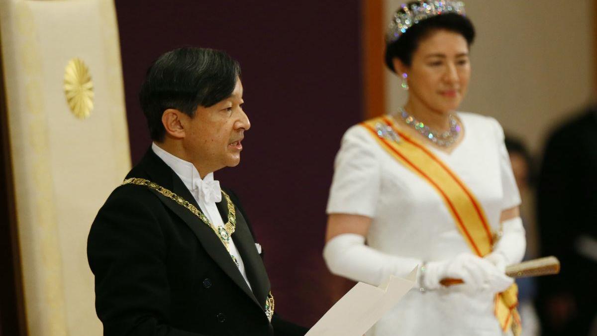 朱小贞 为什么日本天皇选妃子的要求我们接受不了？