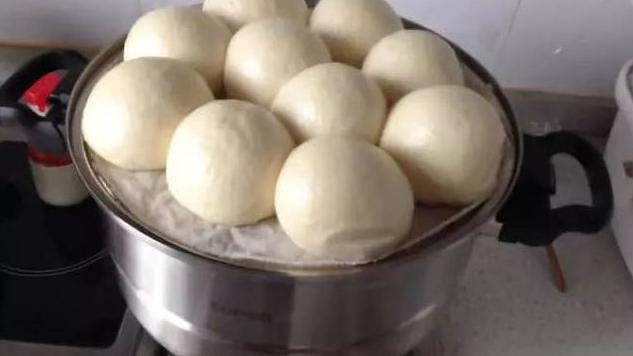 馒头|蒸馒头，用大火还是小火？都不对，牢记5个技巧，膨松柔软不塌陷