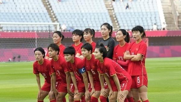 静静聊澸情|惨败！中国女足0-5惨败于巴西女足，谁可以拯救贾指导？