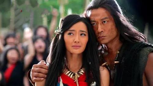 曾国藩为何不敢造反？胡林翼指了一条路，曾国藩：神所凭依