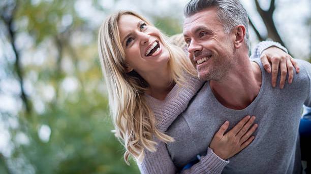 新更情感|你能接受“无彩礼婚姻”吗？采访3个女人，得出这样的答案