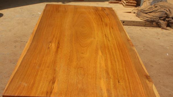 5种实木大板材质，哪种更适合你？