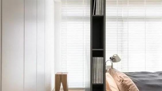 直到完工，才发现媳妇多有眼光，床头做书房，中间隔断半墙半玻璃