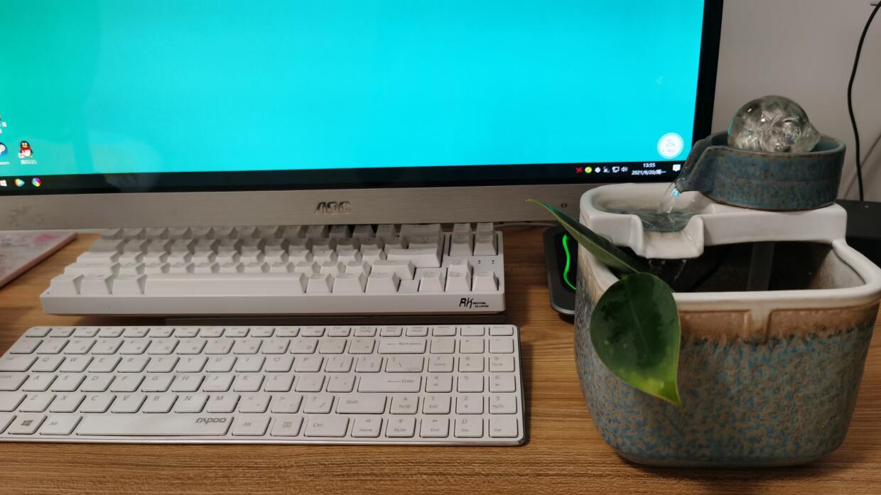 桌上总是死气沉沉？魔鱼风水轮正在待命…