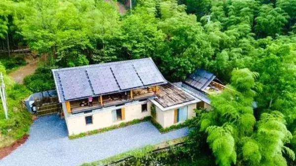 设计师回到乡村，花费480天将猪圈改造成别墅，躺在那就不想起！