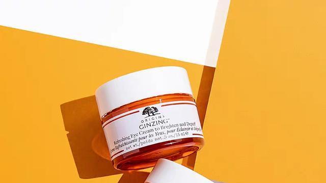 眼霜|不同年龄段的眼霜推荐：促进眼周的血液循环，改善细纹和眼袋问题