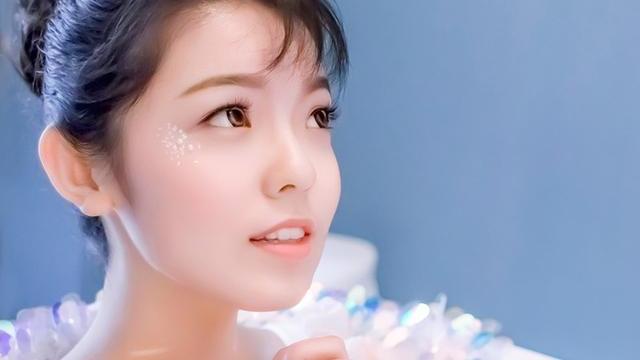 穿衣搭配 长期使用精华液，三年后皮肤会变成什么样子？说出来你或许不会信