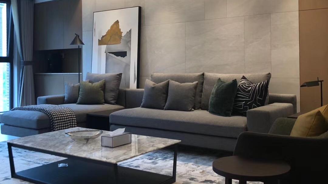 160㎡极简轻奢风，一半生活一半艺术，让人百看不厌