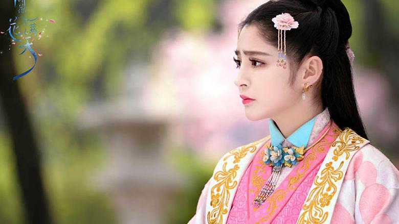 李心艾 李心艾减肥失败了，但她穿上古装后，网友：杨贵妃的最佳人选
