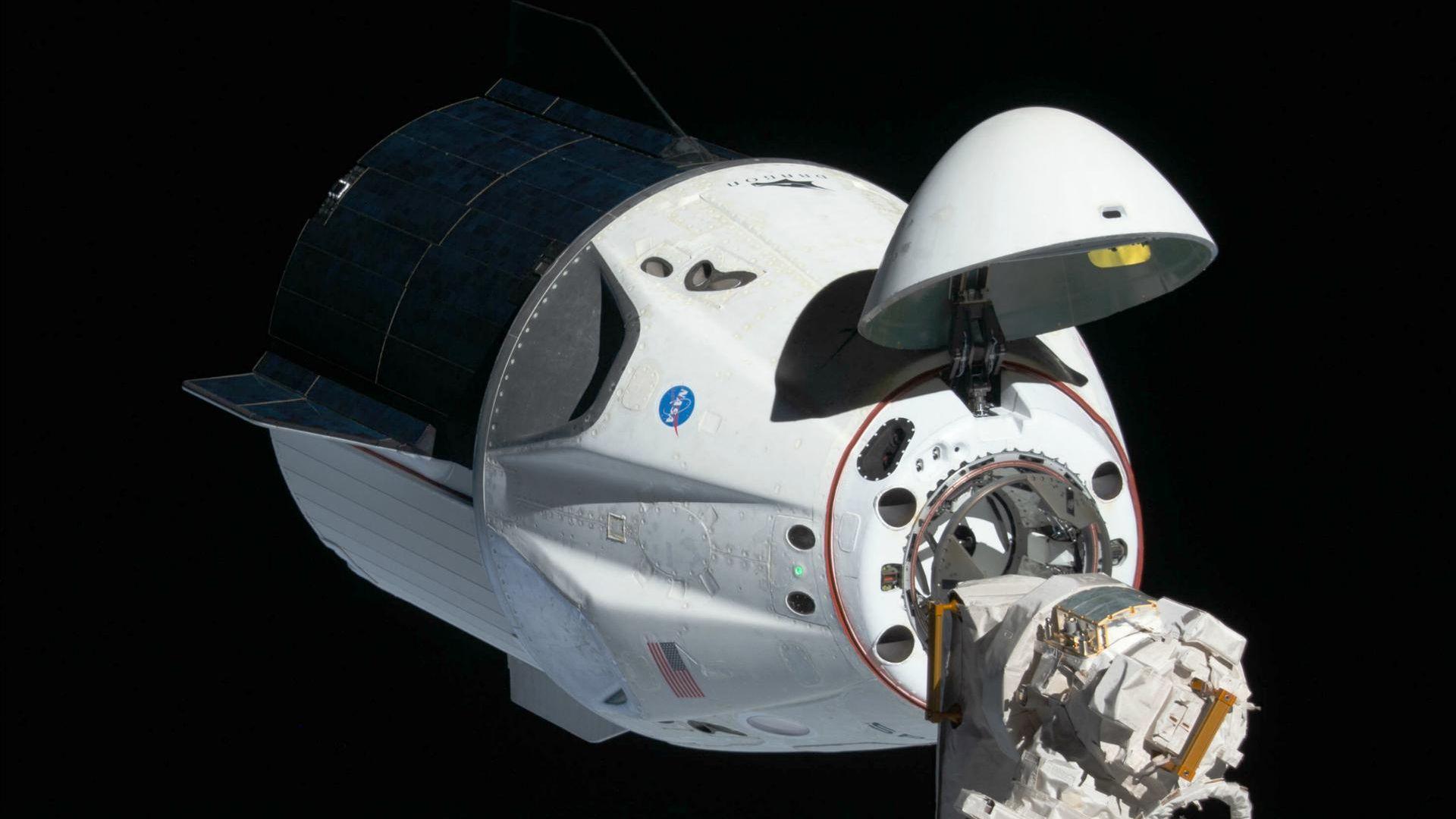 宇航员 NASA和SpaceX计划在万圣节将“Crew-3”宇航员发射到空间站