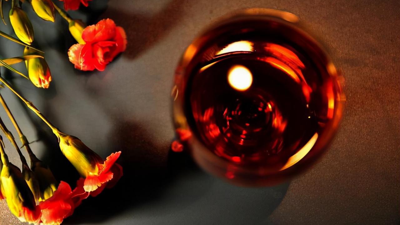 如风轻似云淡 一个人突然不发朋友圈了，得知这些原因后，我沉默了