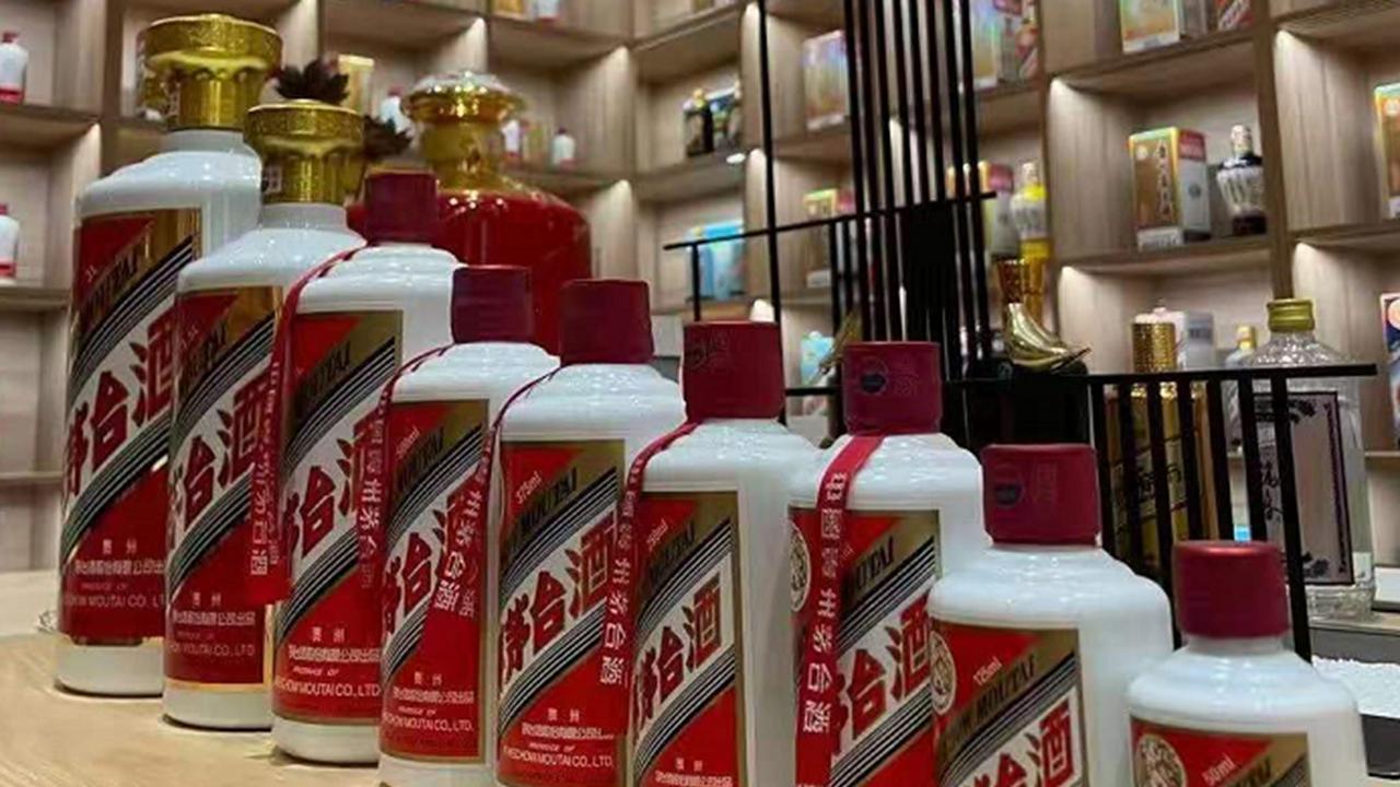 牛肉汤|什么白酒适合囤？需要考虑4个方面，囤5年以上，酒味越陈越香