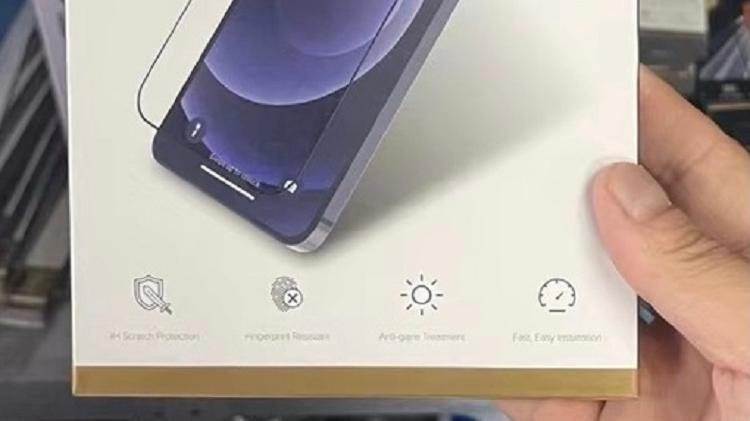 iphone13|iPhone 13外观被第三方配件厂商曝光，6.1英寸小刘海屏幕