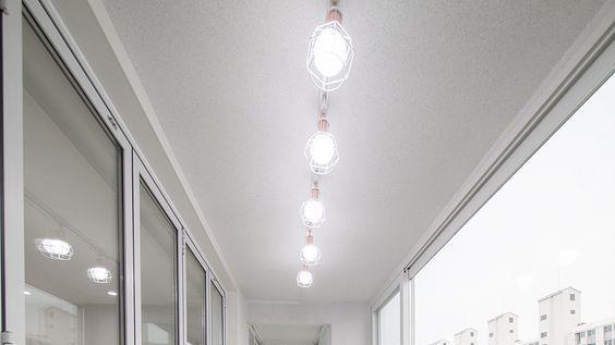 遇到连体双阳台，我也学着在中间加个拱形门洞，好处不要太多！