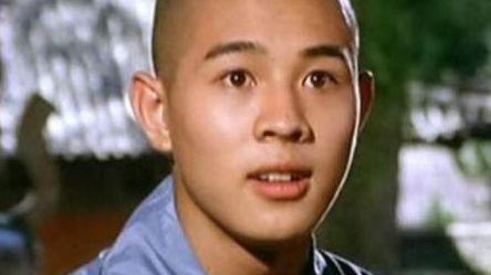 李连杰|李连杰的爷爷是谁？当鲁豫问他时，他却说：我敢说，你们敢播吗？