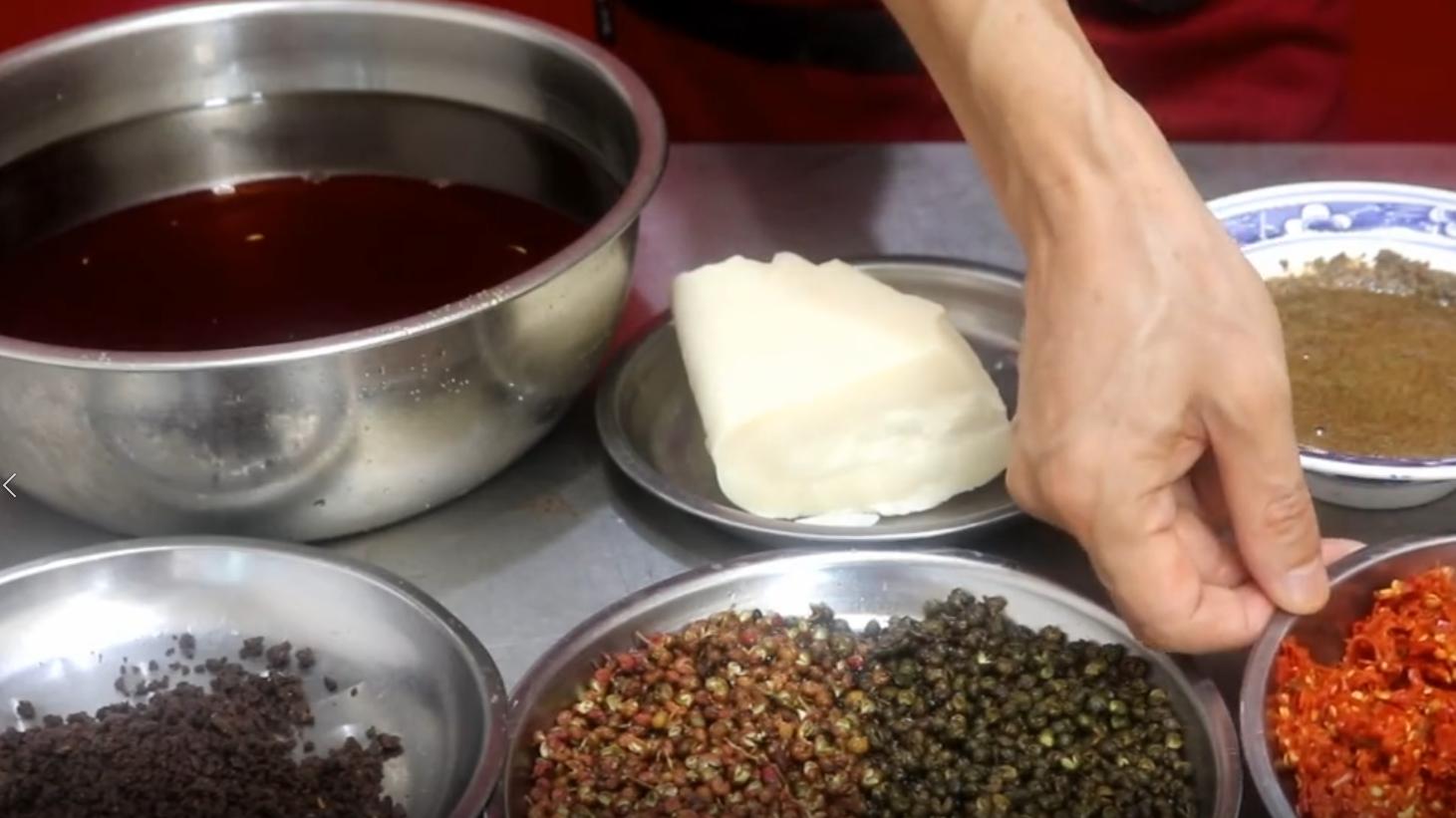 面包|麻辣烫这么做，味道棒极了，在家也能做