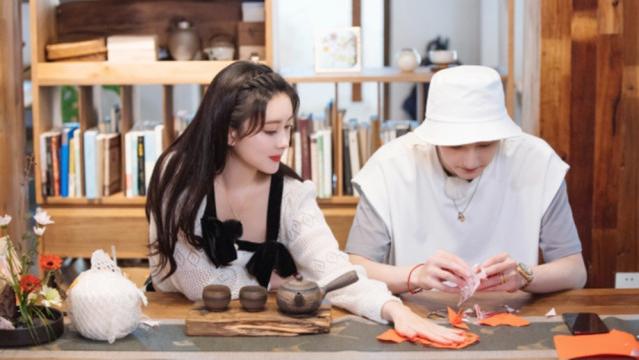 《女儿们的恋爱》：没有对比就没有伤害，老王看刘特会如何想呢