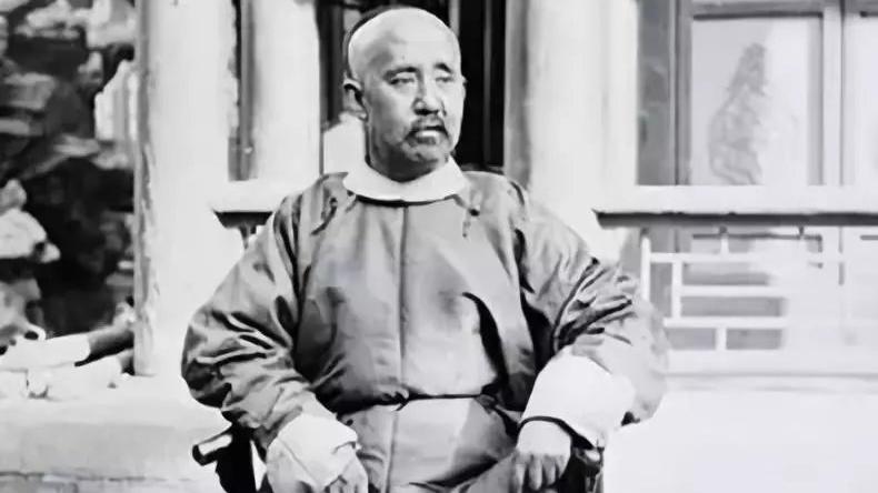 晚清唯一拿得出手的八旗将领，勇猛异常，却被一少年砍死在麦田