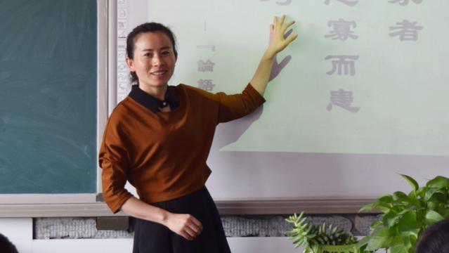 雪落无尘谈|教师岗位迎来好消息，或将改成“朝九晚五”工作制？家长听了想哭