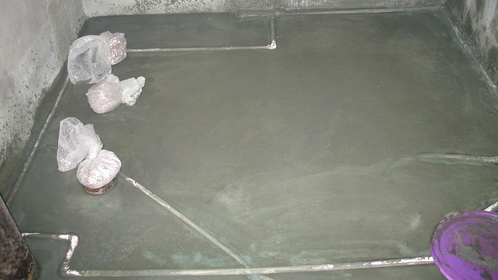 家里刚做好的防水就有缝隙了，别担心！很有可能是正常现象