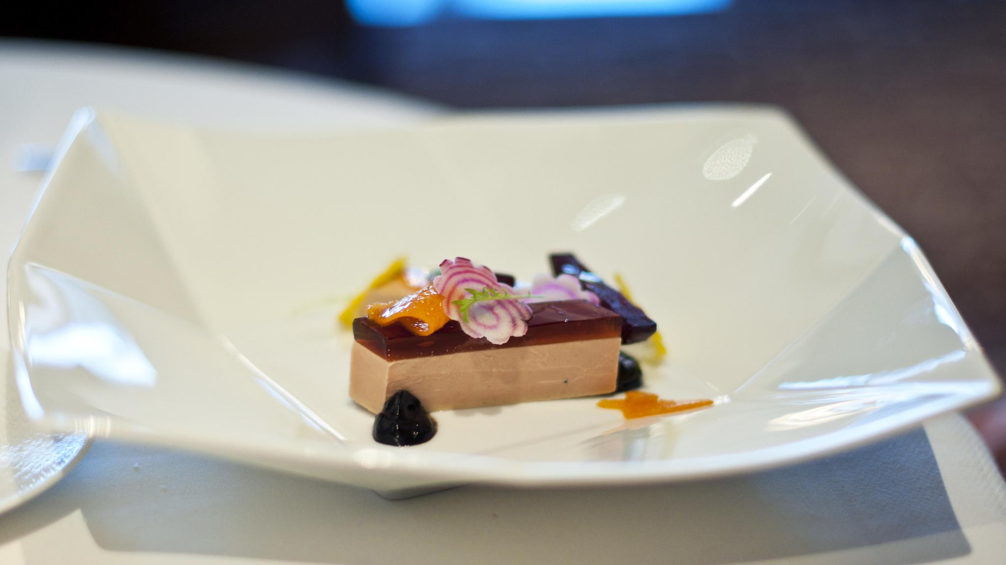 冰粉|与中国美食文化相比，法国菜为什么很另类，而且贵得离谱