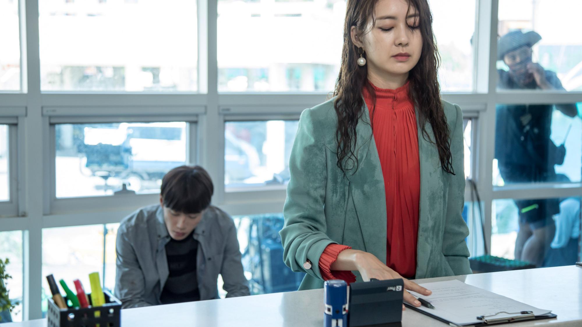 花影人间情感|“月薪三万，只提2个条件，为何拒绝我？”媒婆：姑娘，别装了