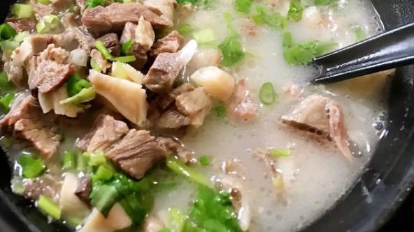 羊汤|深秋佳肴全羊汤，汤汁更清澈，原料更纯洁口味更膻香