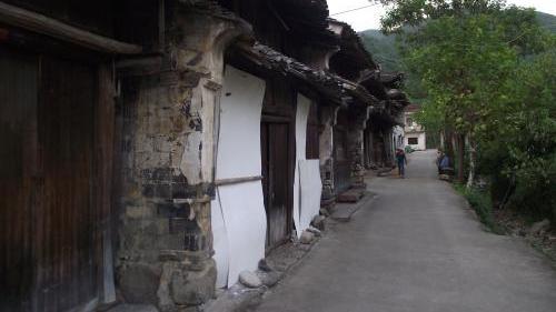 从不改名的小蘑菇|这种男人，比凤凰男、妈宝男更可怕，不管是结婚还是恋爱都躲远点