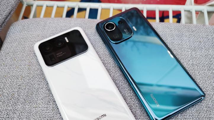 回忆太狗血|为何国产手机宁愿做高曲率双曲面或者四曲面，也不做四边等宽设计？