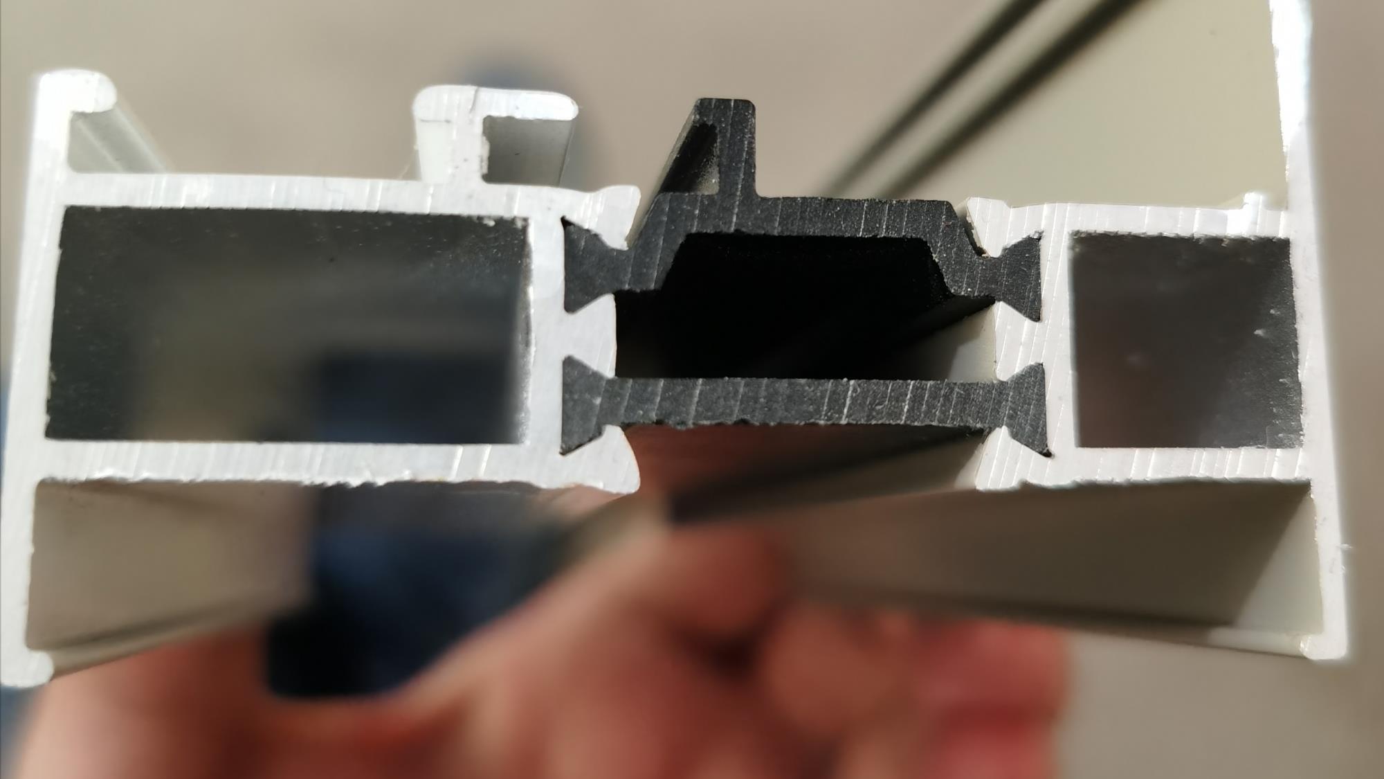 家里装修，门窗要重点关注，原因有4点，还要了解这些选择技巧