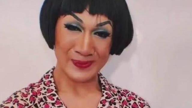 明星|网红贝勒爷又丑又邋遢，得知她的真实身份后，直呼“高攀不起”