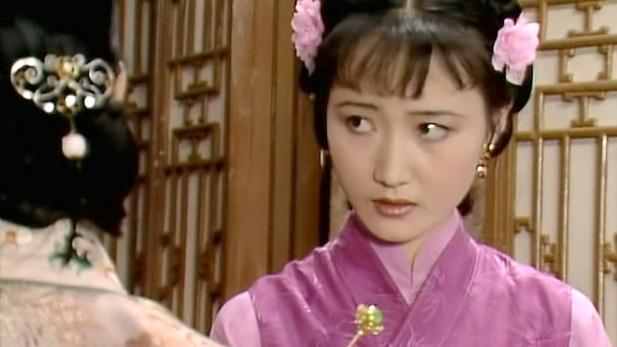 三姐爱读书 缘分就是这么神奇，回眸两次，竟就此改变了她一生的命运