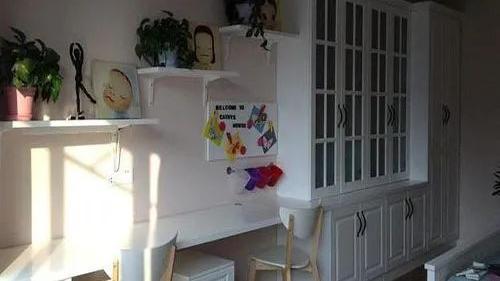 为节省空间，装修只能舍弃客厅保餐厅，装出来的效果看着还不错！