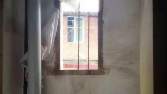 90后妹子改造550元出租房，网友：感觉还不如不改造