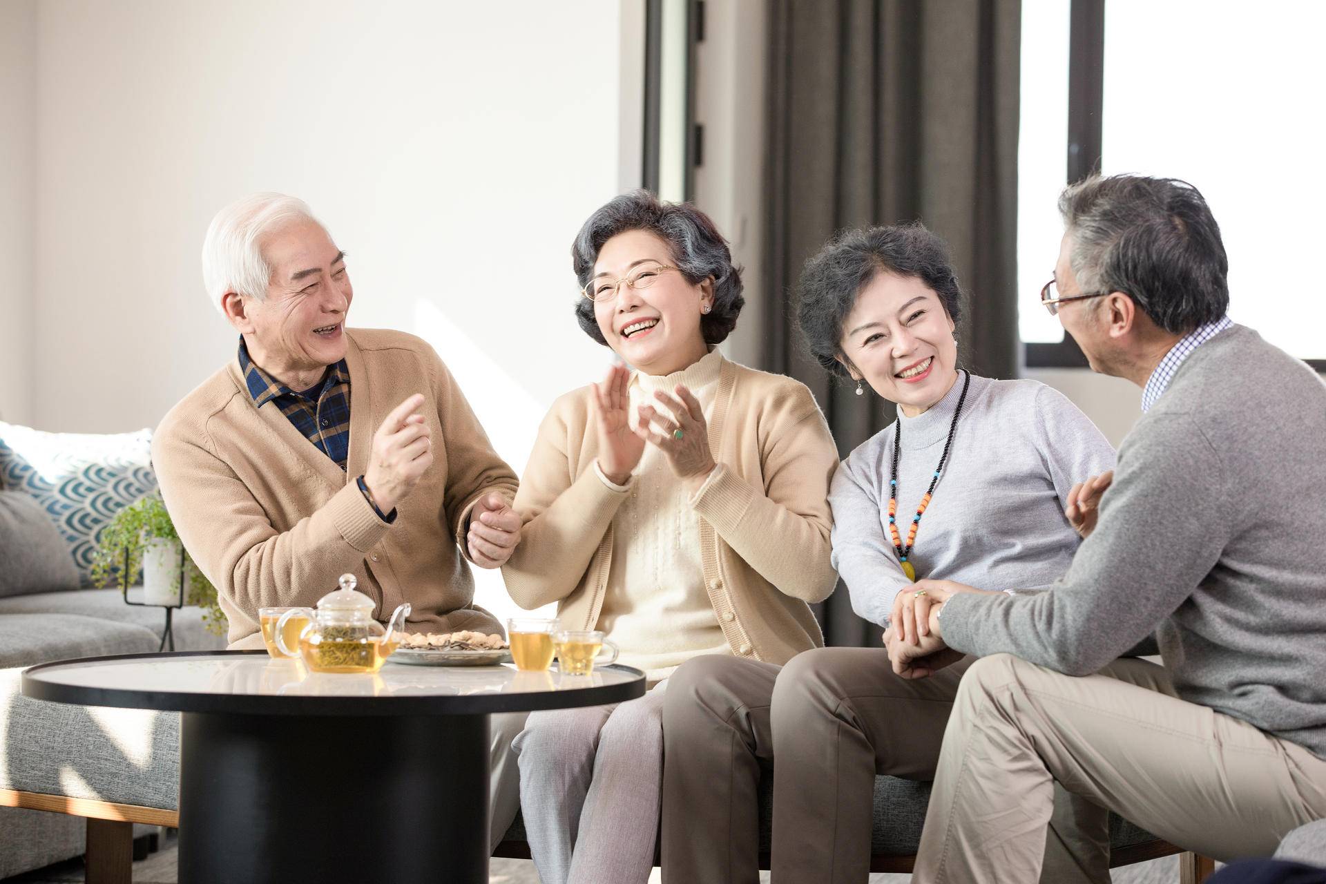 舒山有鹿 一位75岁老人感慨，养儿防老和去养老院，都是晚年痛苦的源头